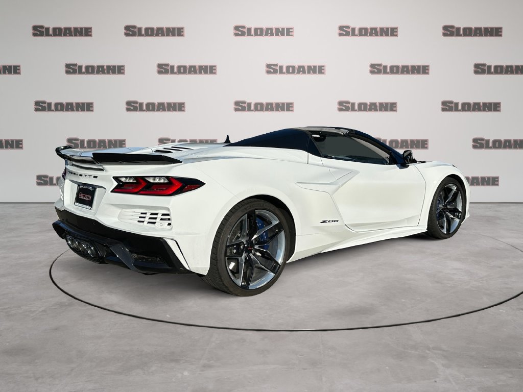 Used 2026 Chevrolet Corvette Z06 RWD image 5