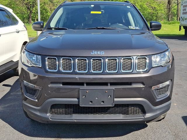 Used 2018 Jeep Compass Sport w/ Tech Group AWD/4WD image 2
