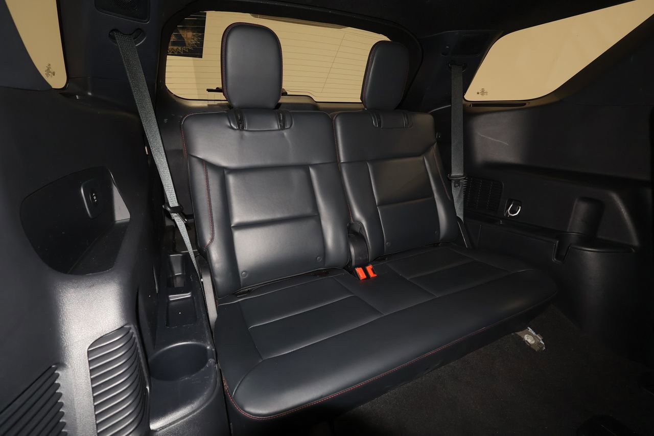 Used 2025 Ford Explorer ST-Line image 26