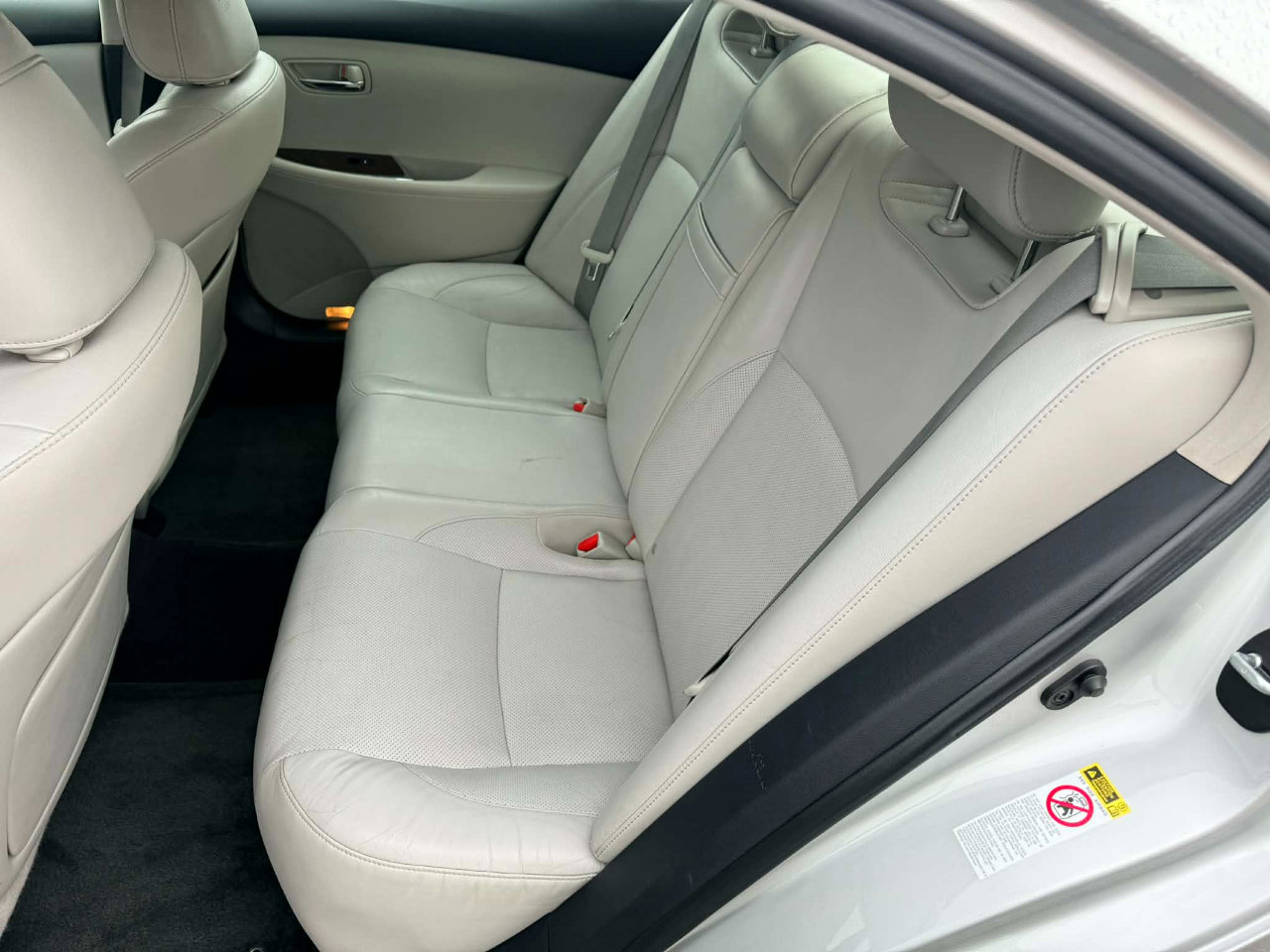 Used 2012 Lexus ES 350 w/ Preferred Accessory Pkg image 11