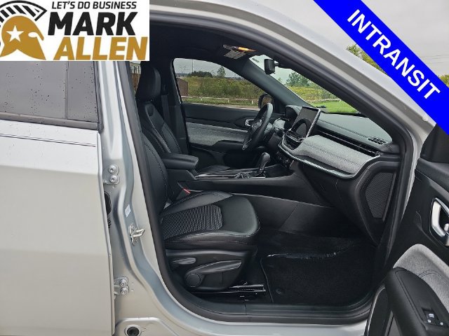 Used 2024 Jeep Compass Latitude AWD/4WD image 27