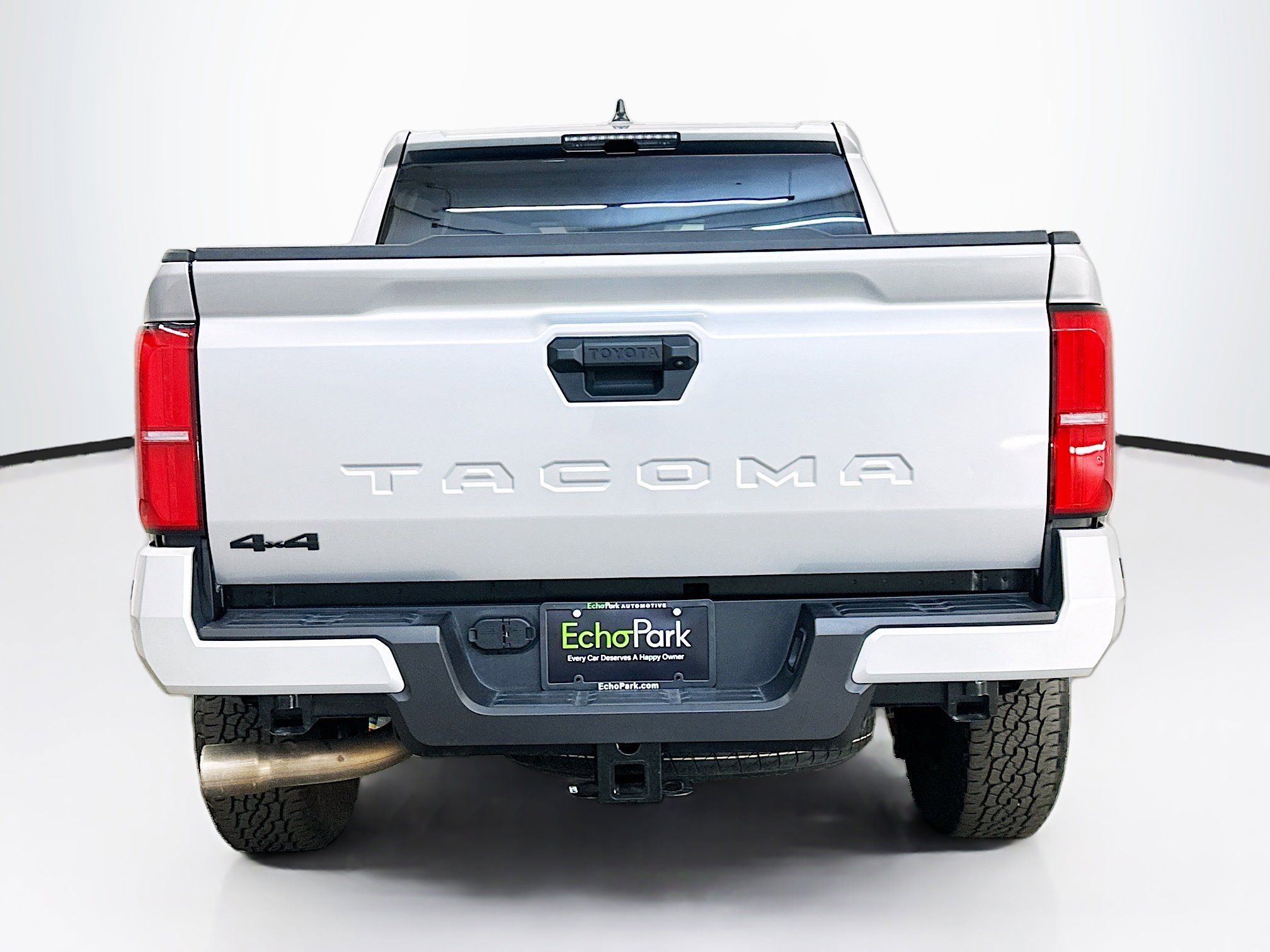 Used 2025 Toyota Tacoma TRD Off-Road AWD/4WD image 7