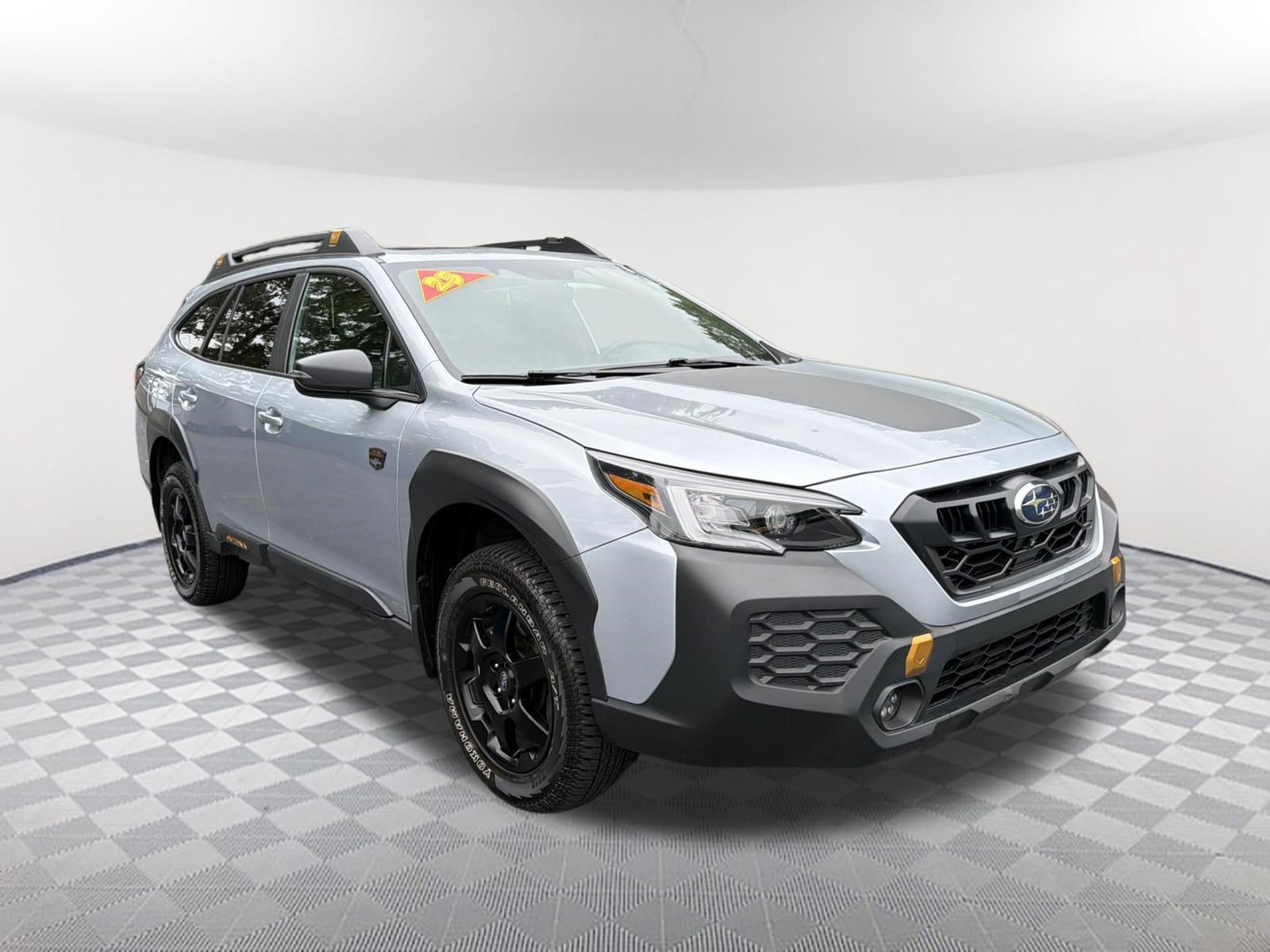 Used 2025 Subaru Outback Wilderness w/ Wilderness Package AWD/4WD image 3