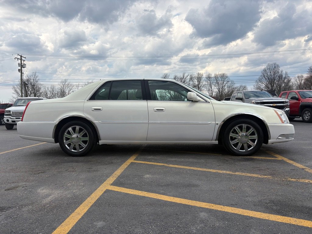 Used 2007 Cadillac DTS Luxury I image 5