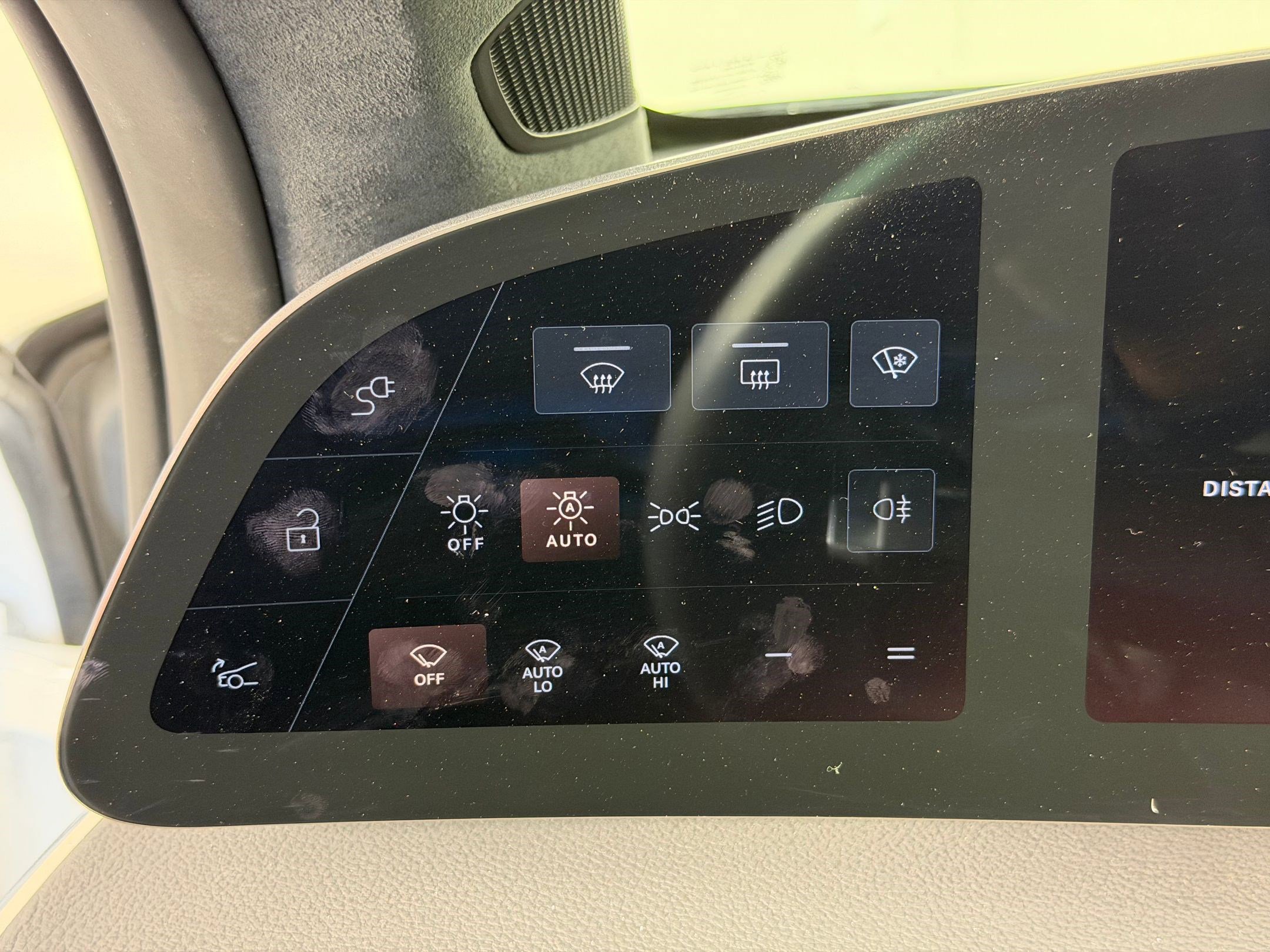 Used 2023 Lucid Air Touring image 18