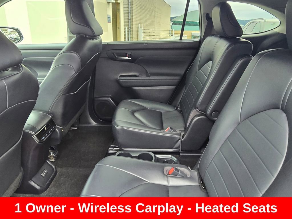 Used 2023 Toyota Highlander XLE FWD image 17