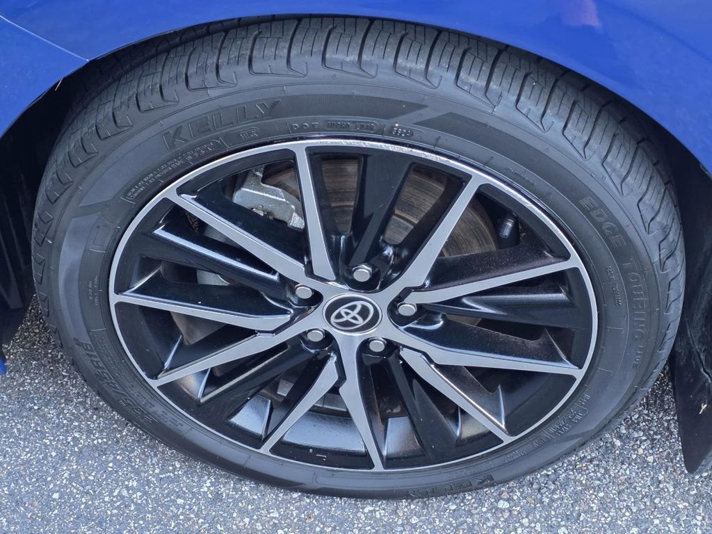 Used 2024 Toyota Camry SE w/ Convenience Package image 28