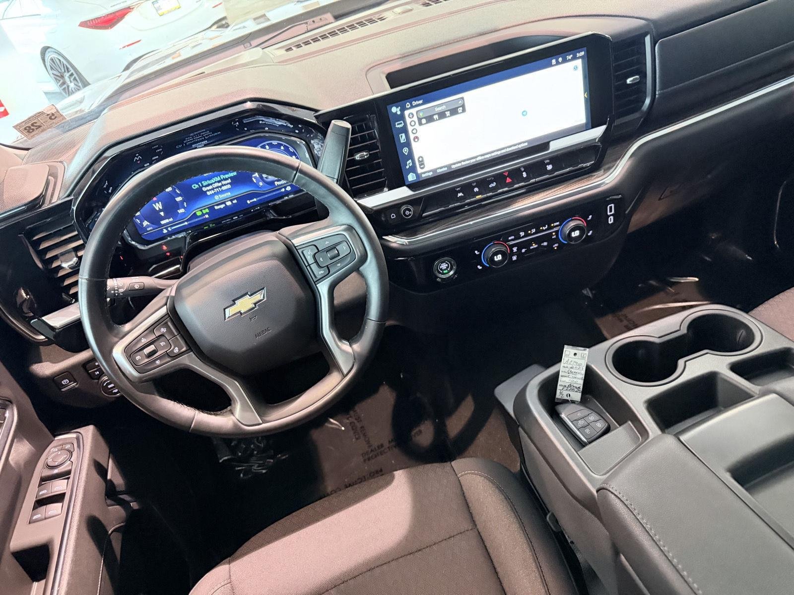 Used 2023 Chevrolet Silverado 1500 LT AWD/4WD image 41