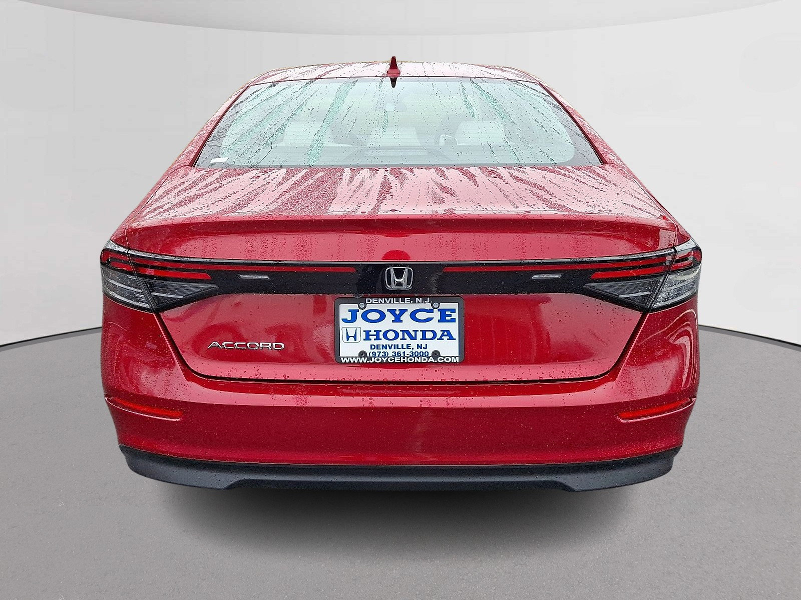 Used 2024 Honda Accord EX image 9