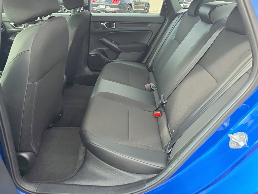Used 2023 Honda Civic Sport image 25