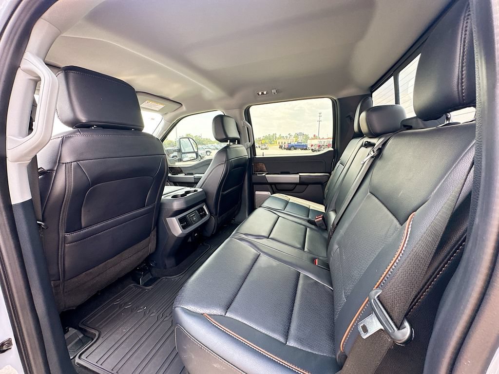 Used 2025 Ford F350 Lariat w/ Chrome Package AWD/4WD image 4