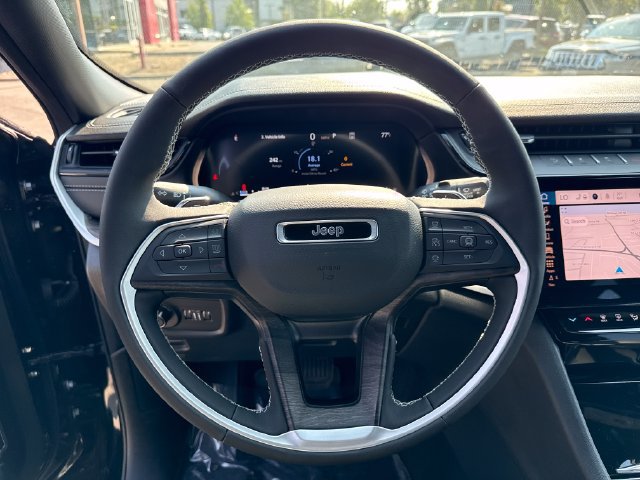 New 2026 Jeep Grand Cherokee L Limited w/ Trailer Tow Package AWD/4WD image 19
