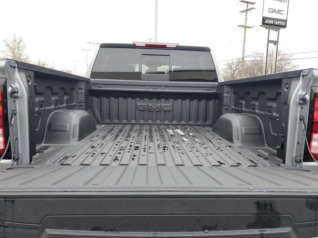 New 2026 GMC Sierra 1500 SLE w/ Preferred Package AWD/4WD image 8