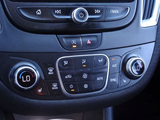 Used 2020 Chevrolet Malibu LT FWD image 21