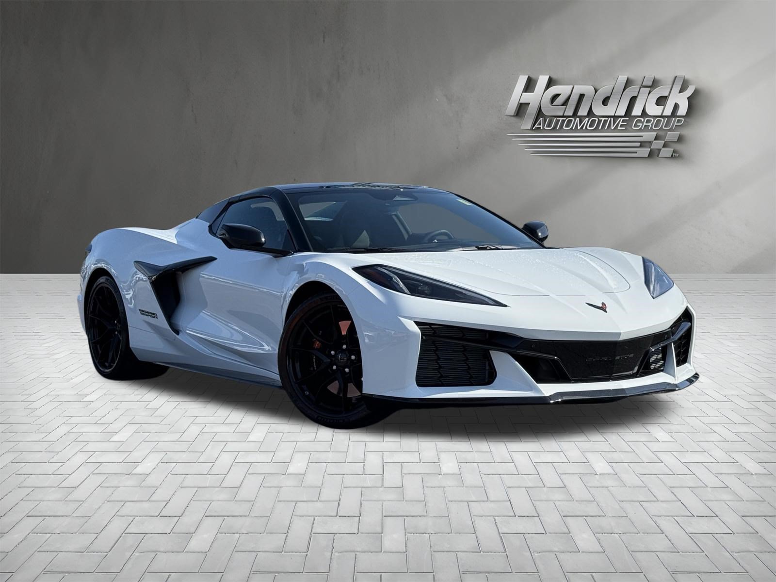 Used 2027 Chevrolet Corvette Grand Sport w/ Z52 Sport Performance Package RWD image 2
