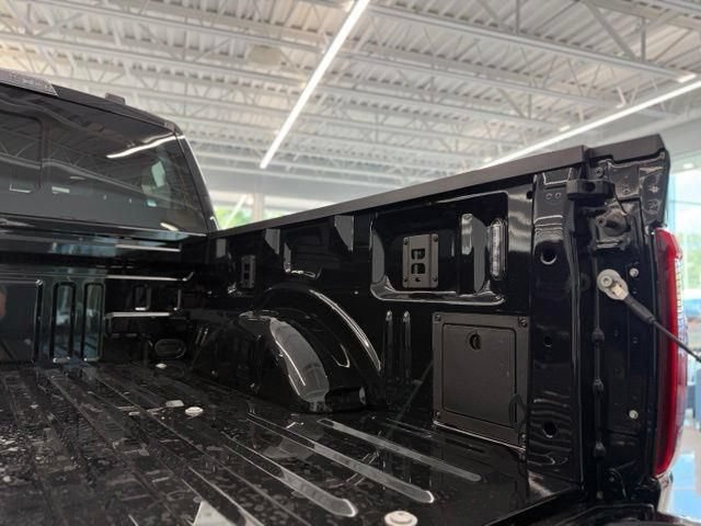 New 2026 Ford F150 Raptor w/ Equipment Group 803A Raptor R AWD/4WD image 8