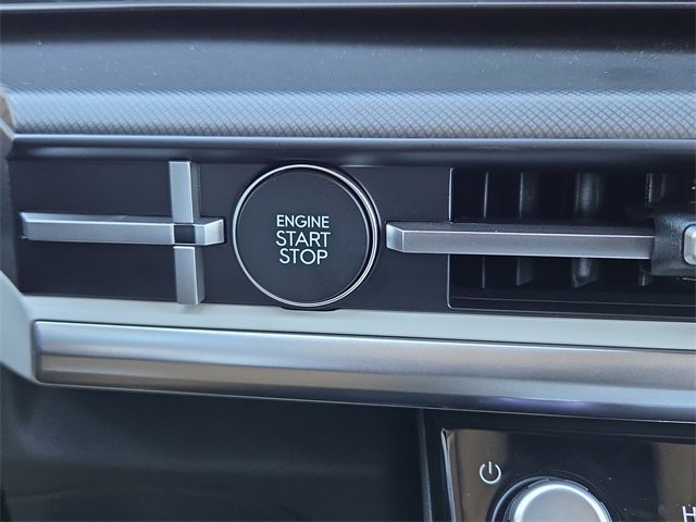 New 2026 Hyundai Santa Fe SE image 11