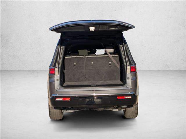 Used 2023 Jeep Wagoneer Series III w/ Rear Seat Video Group 1 image 6