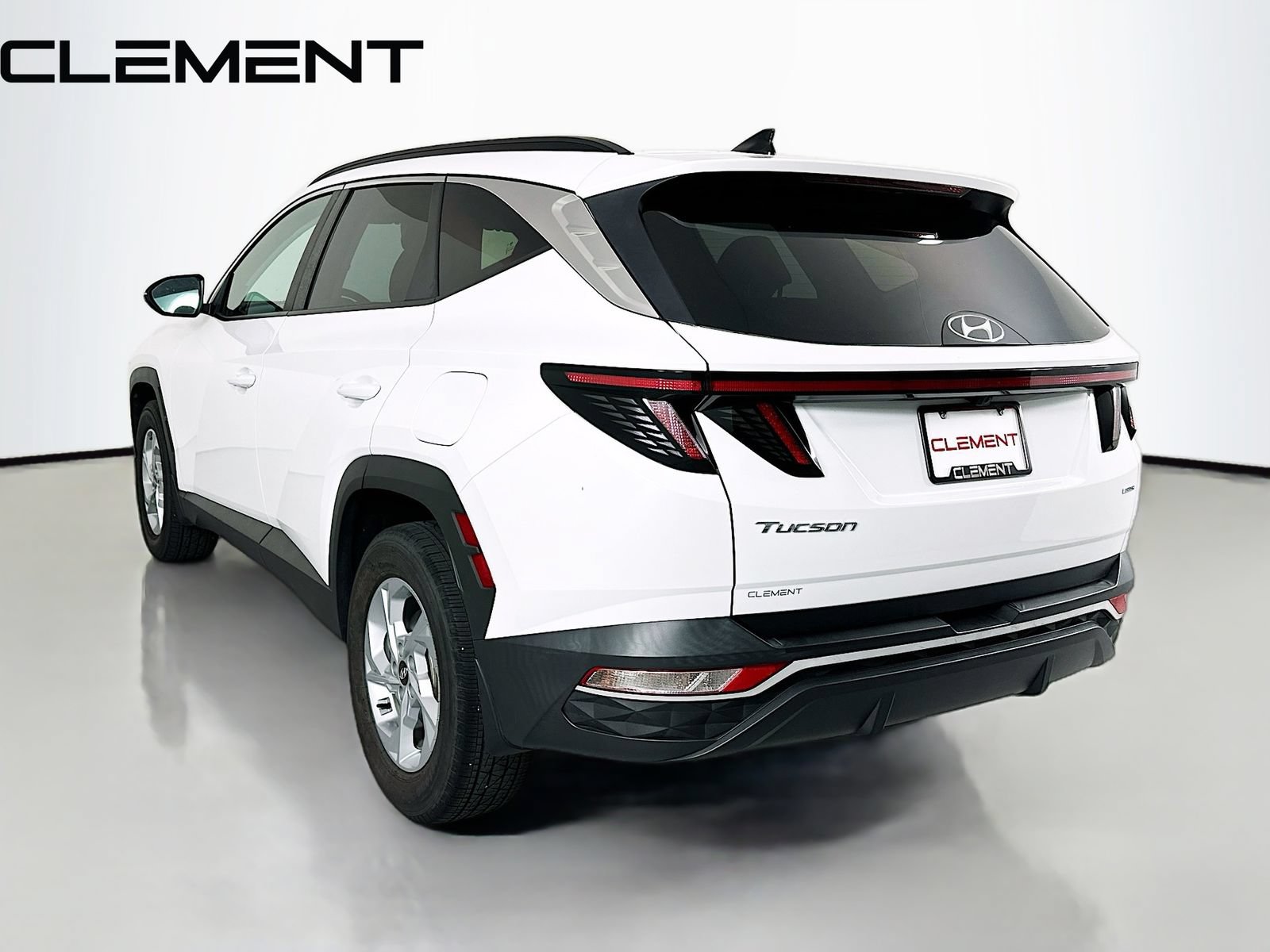 Certified 2023 Hyundai Tucson SEL AWD/4WD image 10