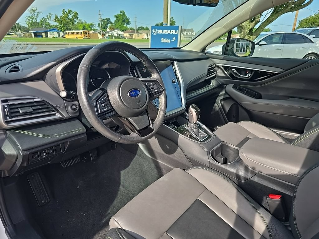 Used 2025 Subaru Outback Onyx Edition AWD/4WD image 5