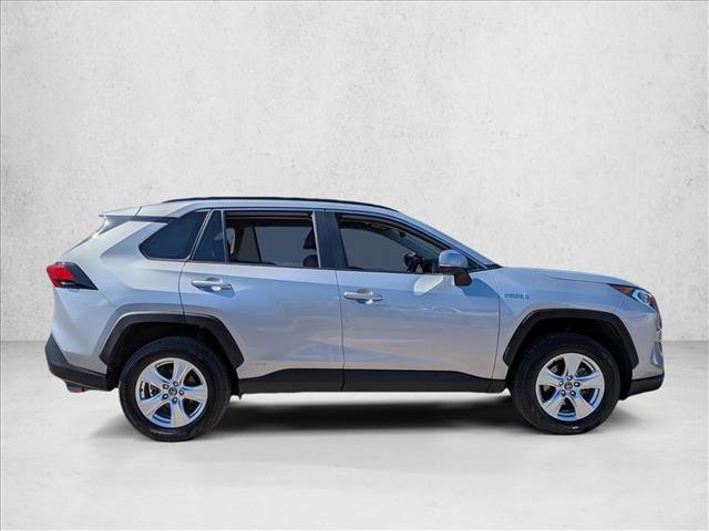 Used 2021 Toyota RAV4 XLE image 4