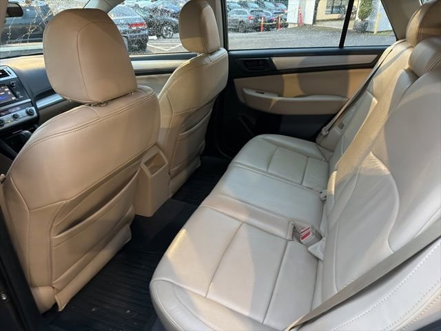 Used 2017 Subaru Outback 2.5i image 5