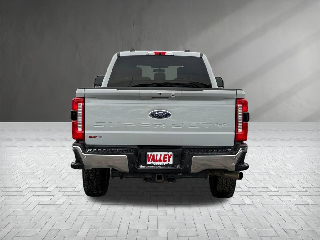 Used 2025 Ford F250 Lariat w/ Chrome Package image 8