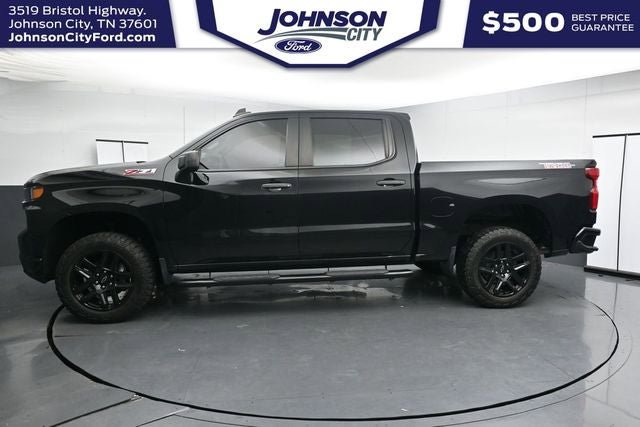 Used 2021 Chevrolet Silverado 1500 Custom Trail Boss w/ Midnight Edition AWD/4WD image 8