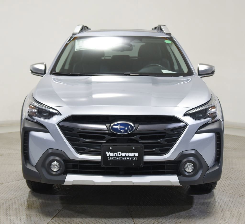 Used 2024 Subaru Outback Touring XT AWD/4WD image 2