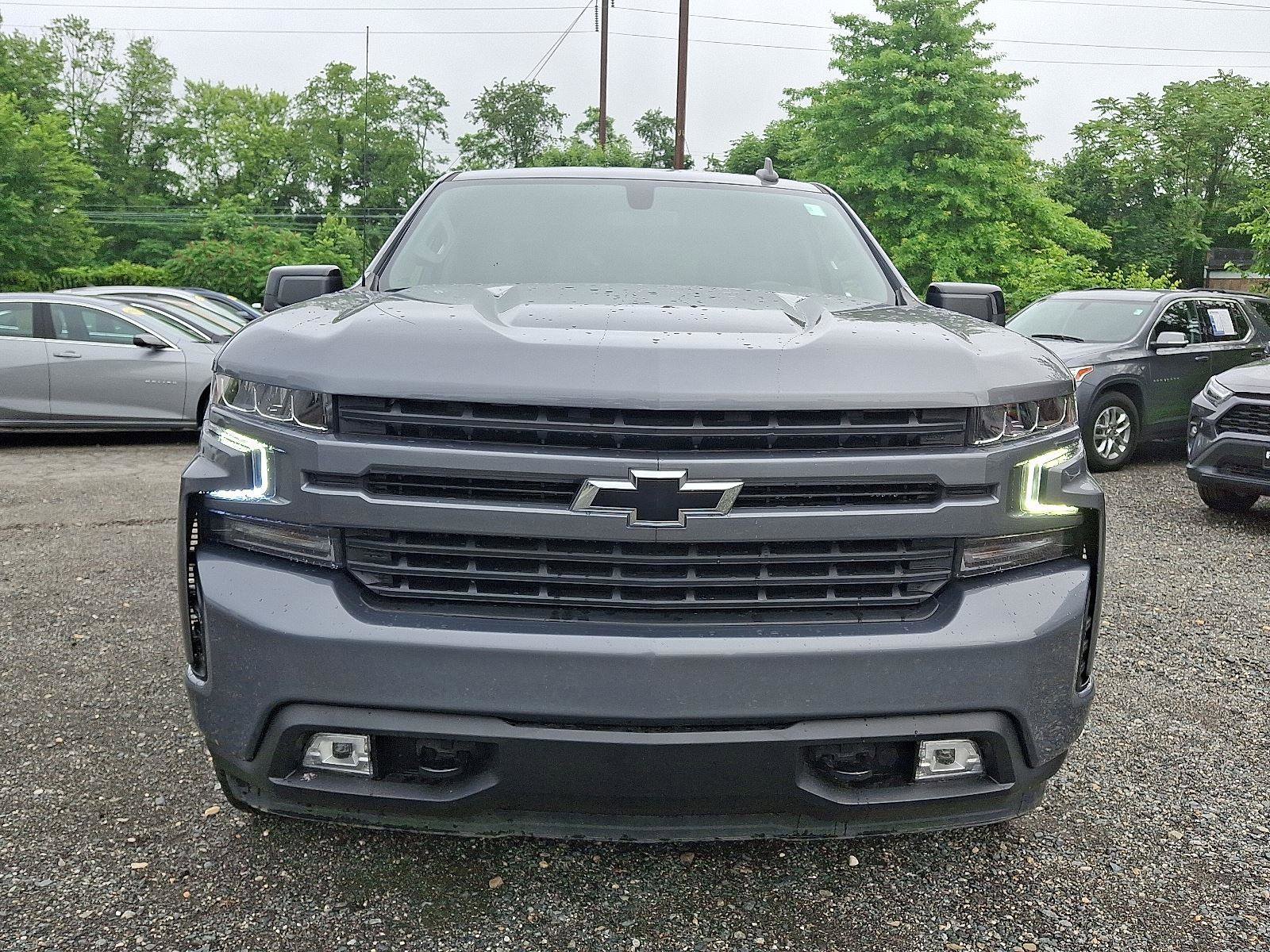 Used 2022 Chevrolet Silverado 1500 RST image 2