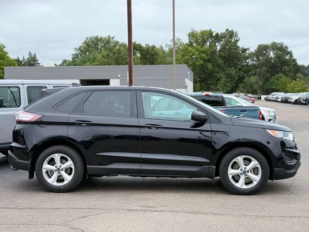 Used 2016 Ford Edge SE AWD/4WD image 29