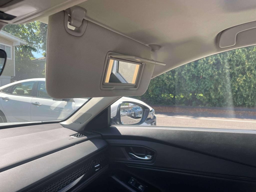 Certified 2023 Honda Accord Touring image 33