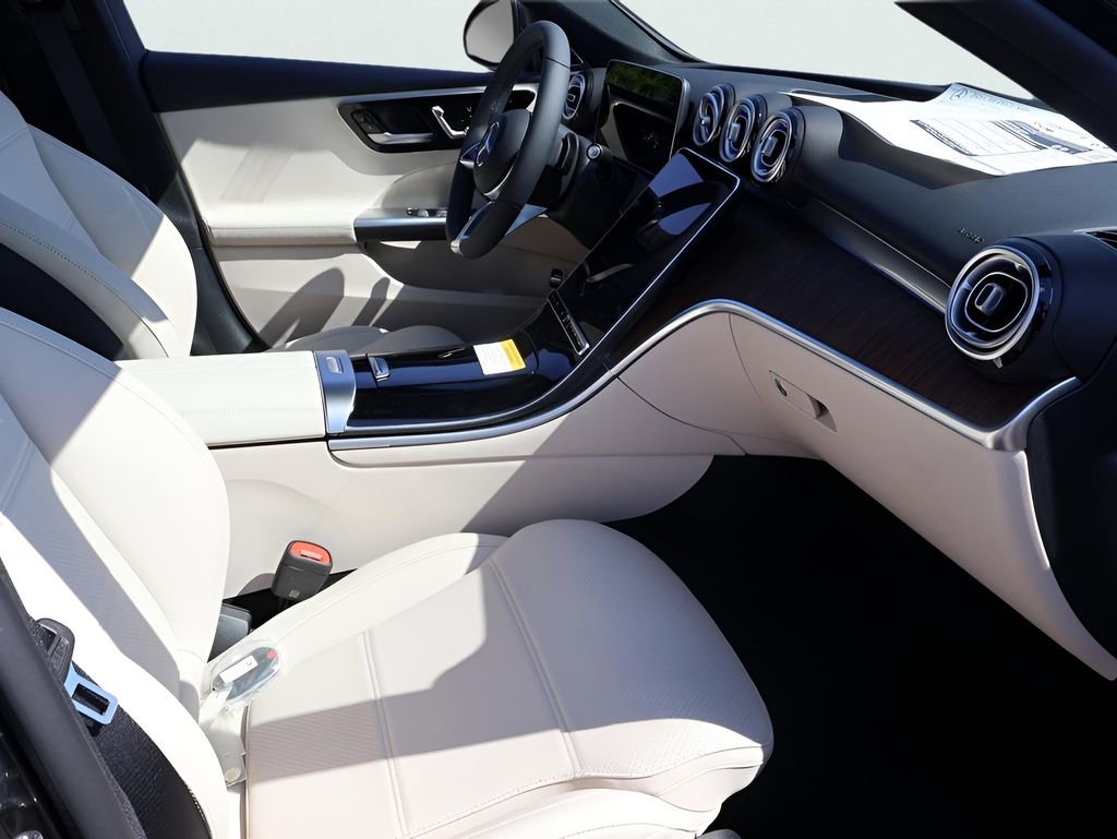 Certified 2025 Mercedes-Benz C 300 4MATIC Sedan image 11