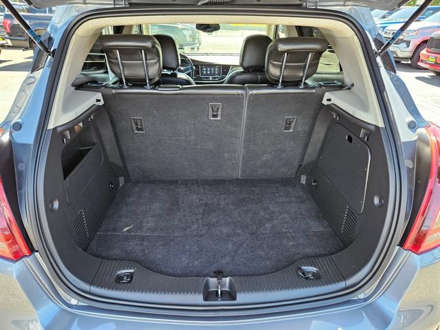 Used 2019 Buick Encore Essence FWD image 13