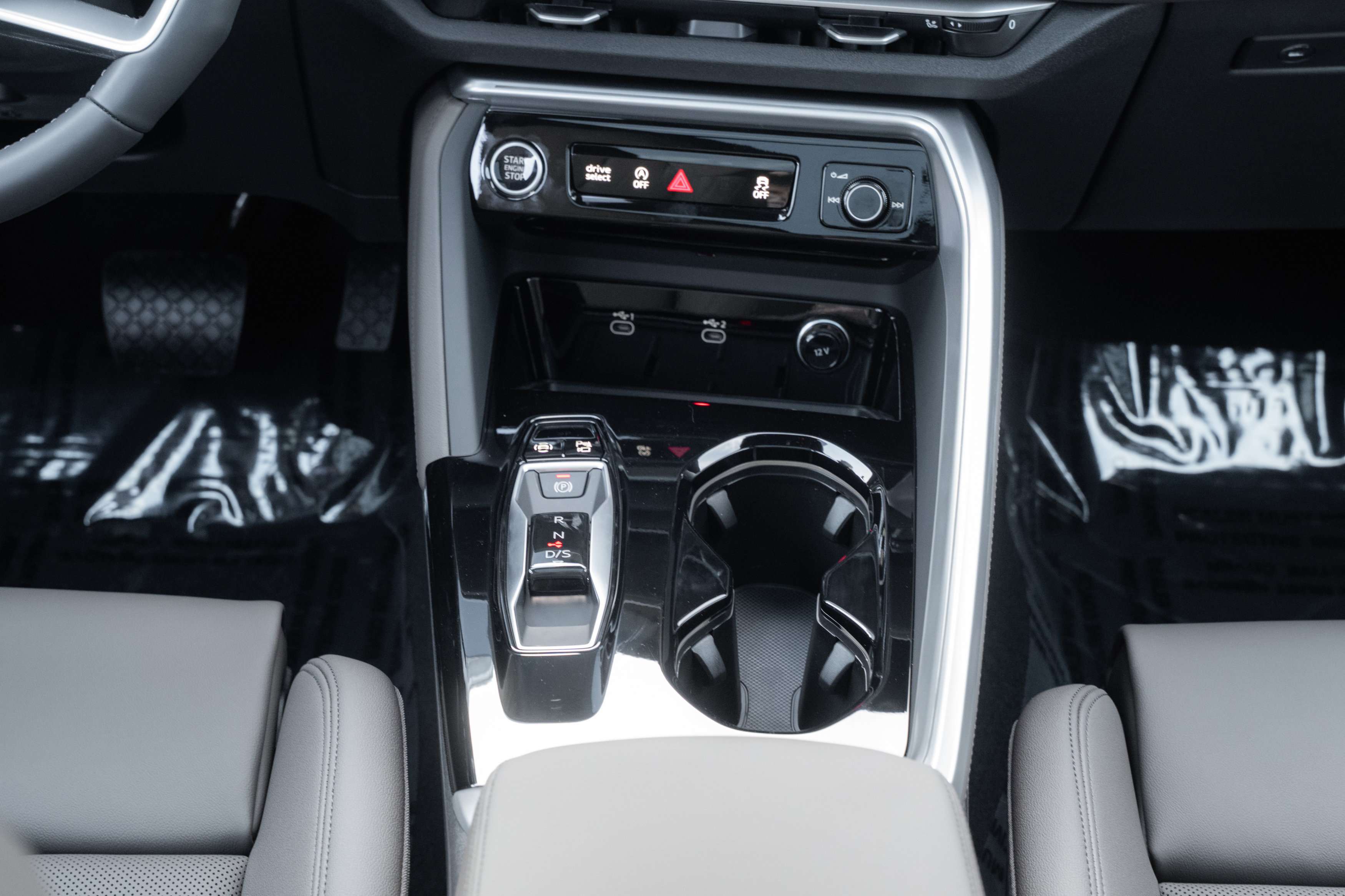 New 2025 Audi Q5 Premium Plus image 17