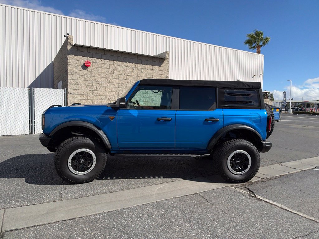Used 2021 Ford Bronco Badlands AWD/4WD image 2