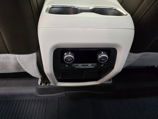 Used 2024 GMC Acadia Denali w/ LPO, Floor Liner Package FWD image 33