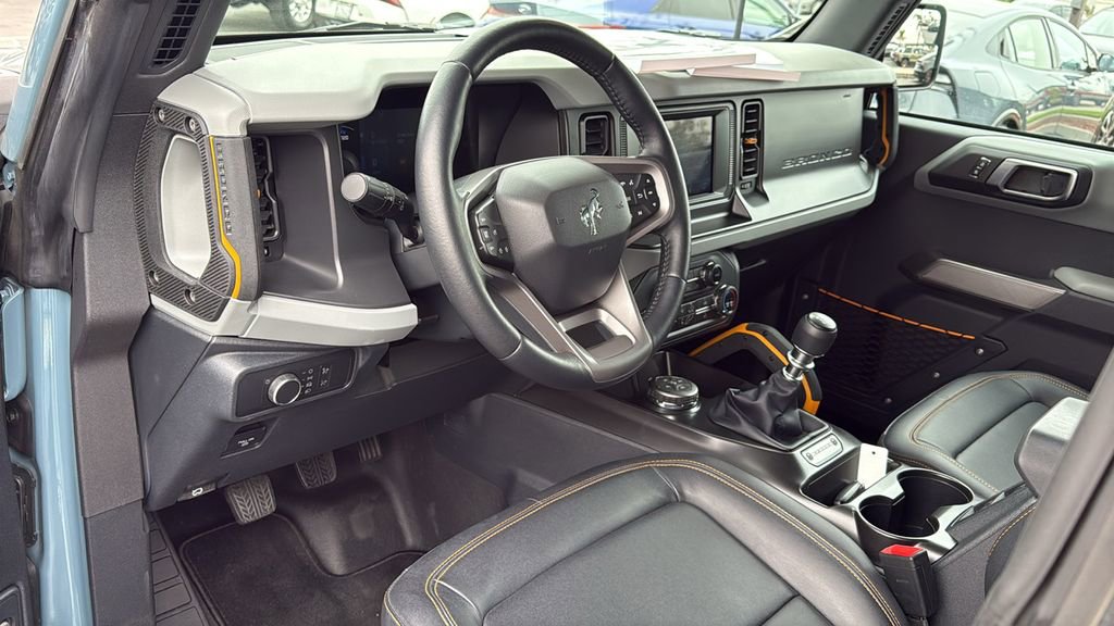 Used 2022 Ford Bronco Badlands image 8