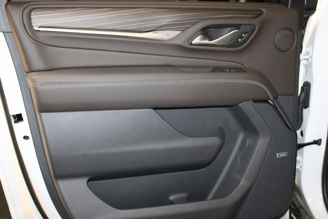 Used 2024 GMC Yukon XL Denali w/ Denali Reserve Package image 34