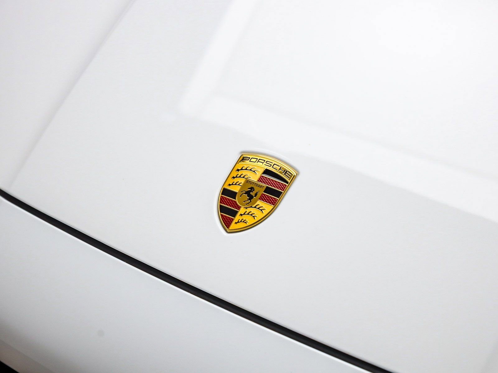 Certified 2025 Porsche Cayenne image 12