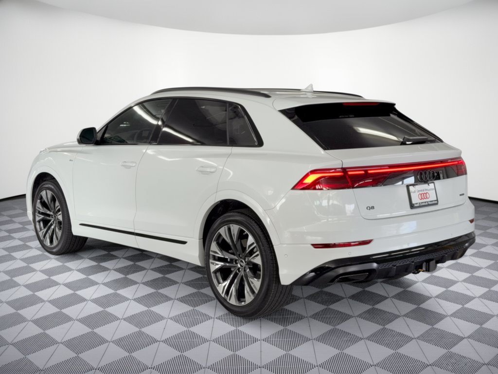 New 2027 Audi Q8 Premium Plus AWD/4WD image 3