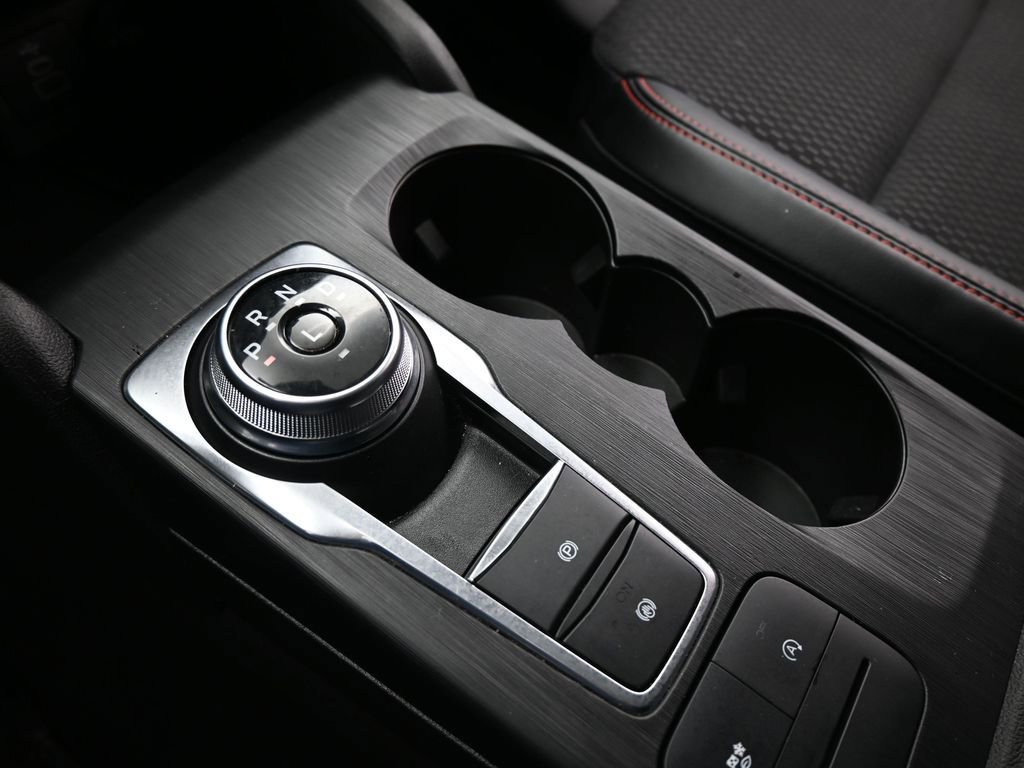 Certified 2025 Ford Escape ST-Line image 16