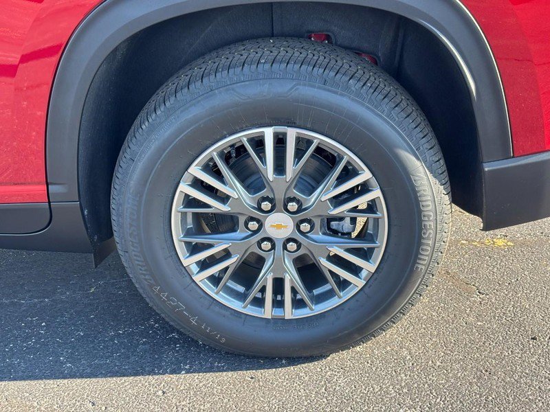 New 2026 Chevrolet Traverse LT w/ Driver Confidence Package image 4