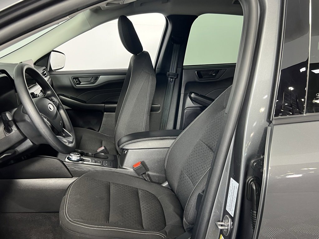 Used 2025 Ford Escape Active image 20