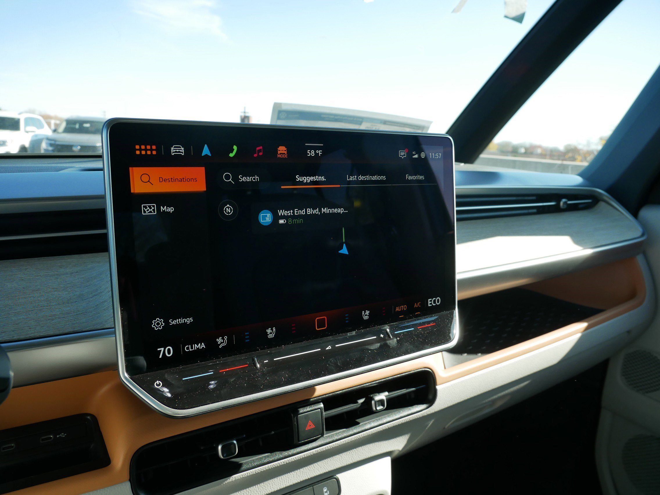 New 2025 Volkswagen ID. Buzz Pro S Plus AWD/4WD image 11