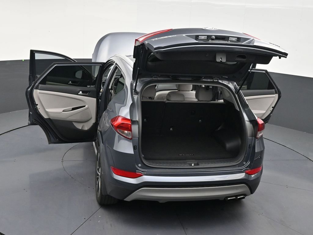 Used 2018 Hyundai Tucson Sport FWD image 31