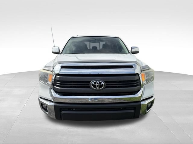 Used 2015 Toyota Tundra SR5 AWD/4WD image 8