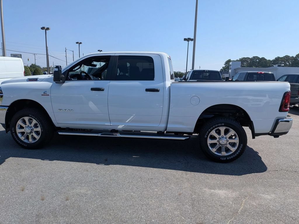 New 2026 RAM 2500 Big Horn AWD/4WD image 6