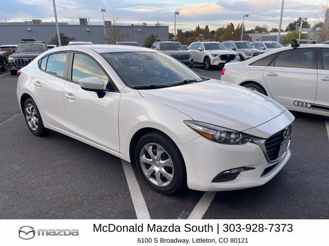 Used 2018 MAZDA MAZDA3 Sport FWD image 4