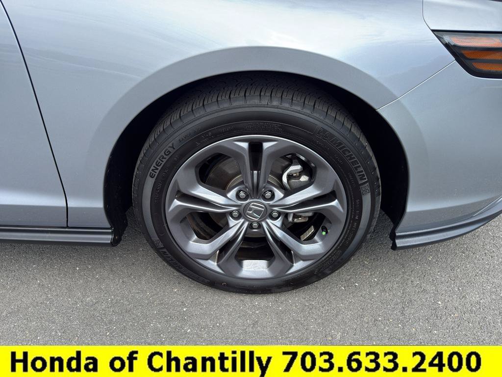 Certified 2023 Honda Accord EX image 27